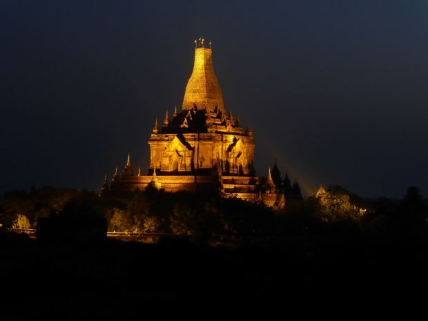 Bagan-Birmanie-Myanmar-Temples-Pagodes-Stupas-ebike-voyageenbirmanie-roadtripbirmanie-voyageusesolo-unsacadosenvoyage (17)