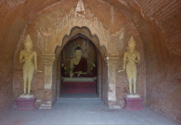 Bagan-Birmanie-Myanmar-Temples-Pagodes-Stupas-ebike-voyageenbirmanie-roadtripbirmanie-voyageusesolo-unsacadosenvoyage (32)